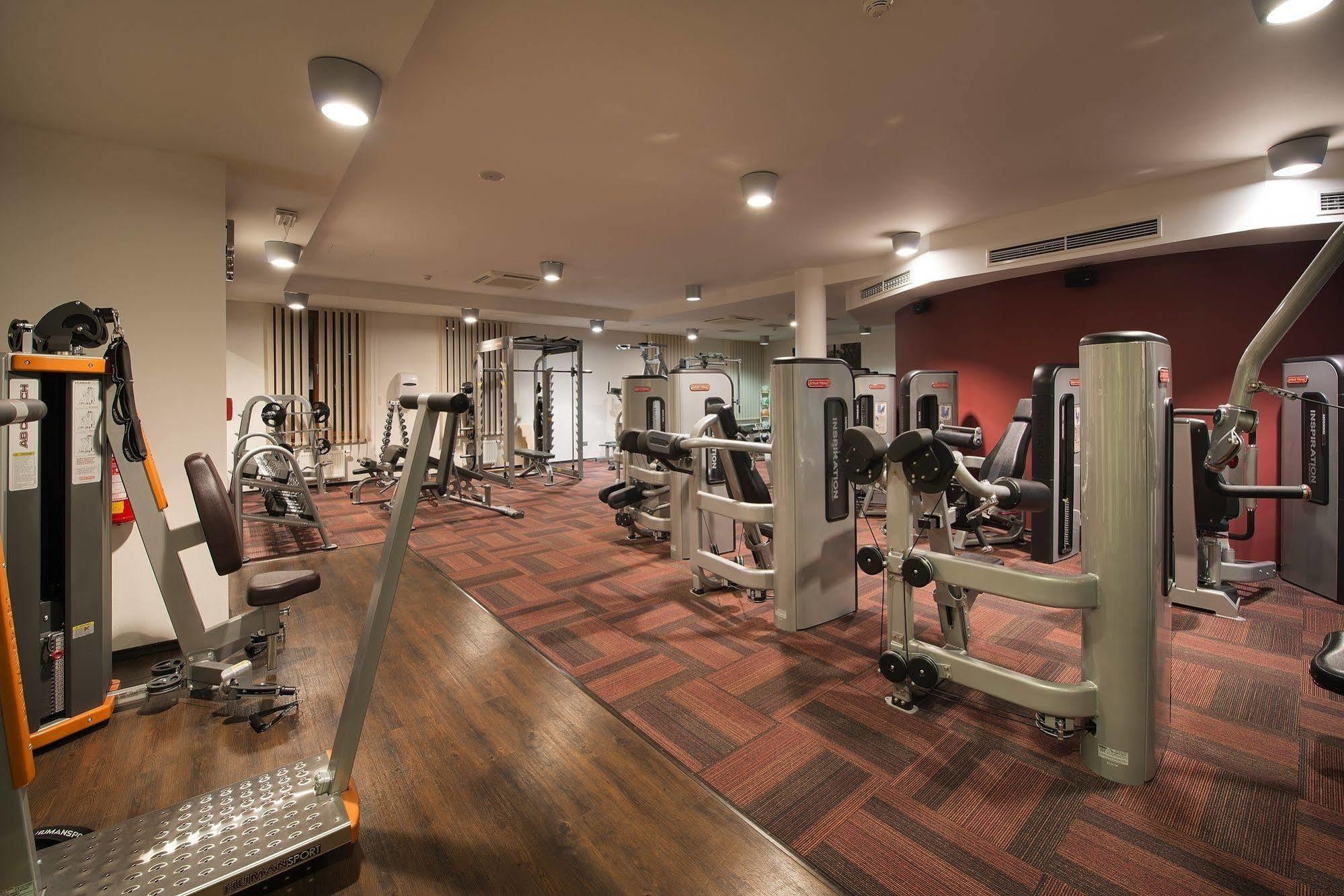 Wellness Hotel Diamant Hluboka nad Vltavou Luaran gambar